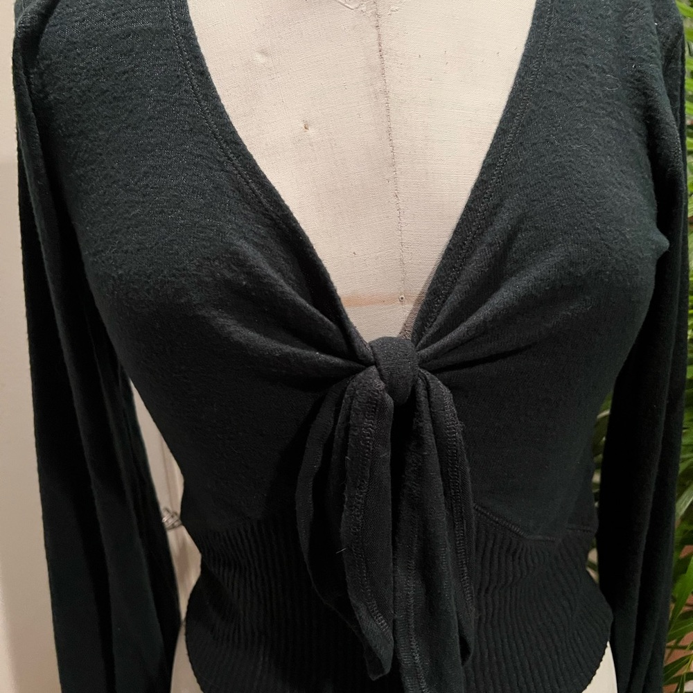 Abercrombie & Finch never worn sweater with tie not front-so soft!